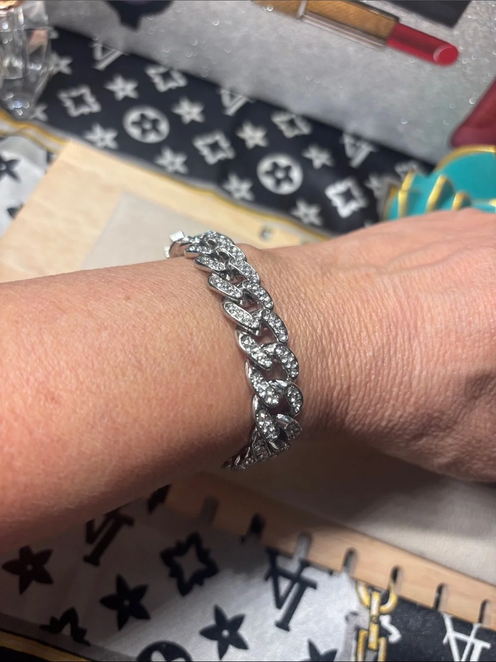 7”Men's Pavé Cuban Link Bracelet - Silver Tone